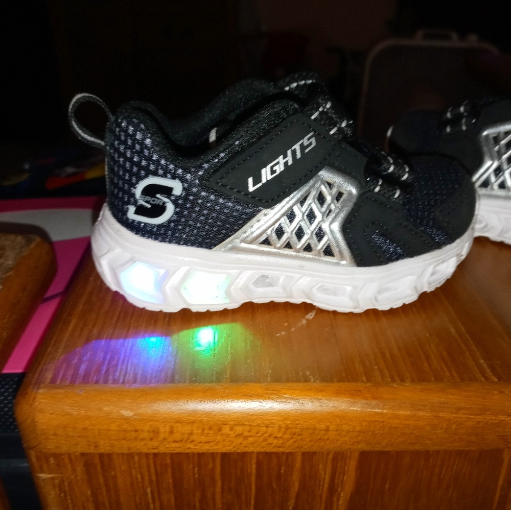 Shoes - Picture 2 of 2